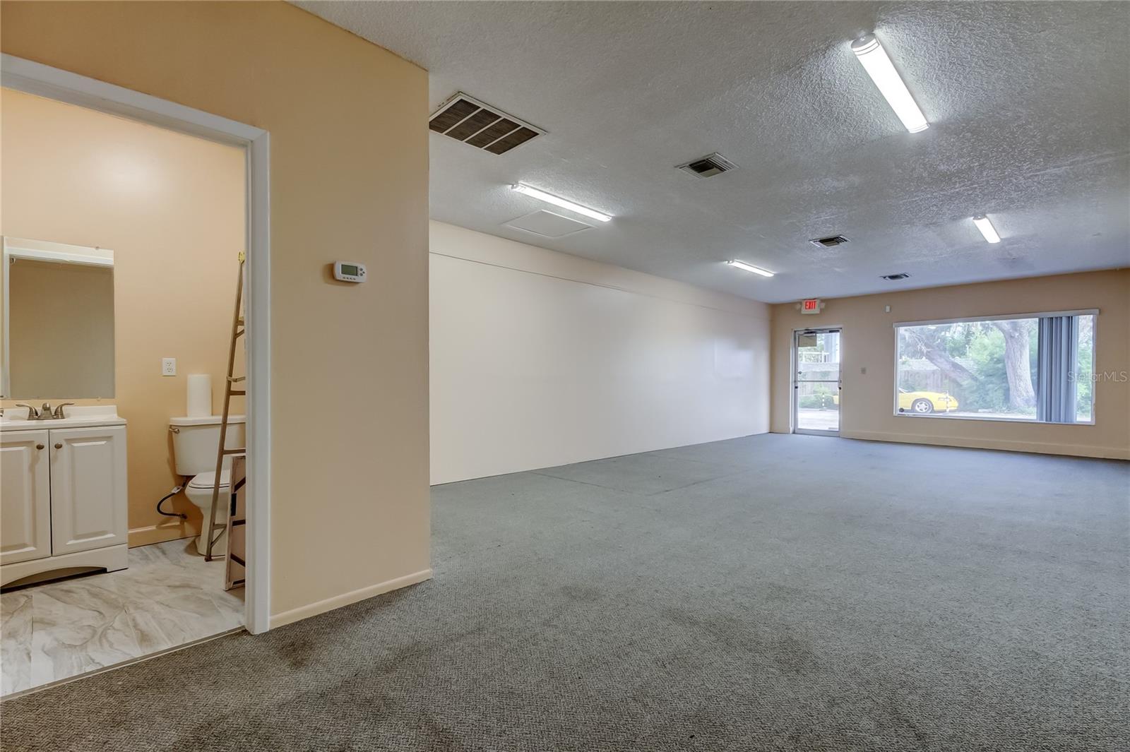 Listing photo id 18 for 3333 Us Highway 19  5