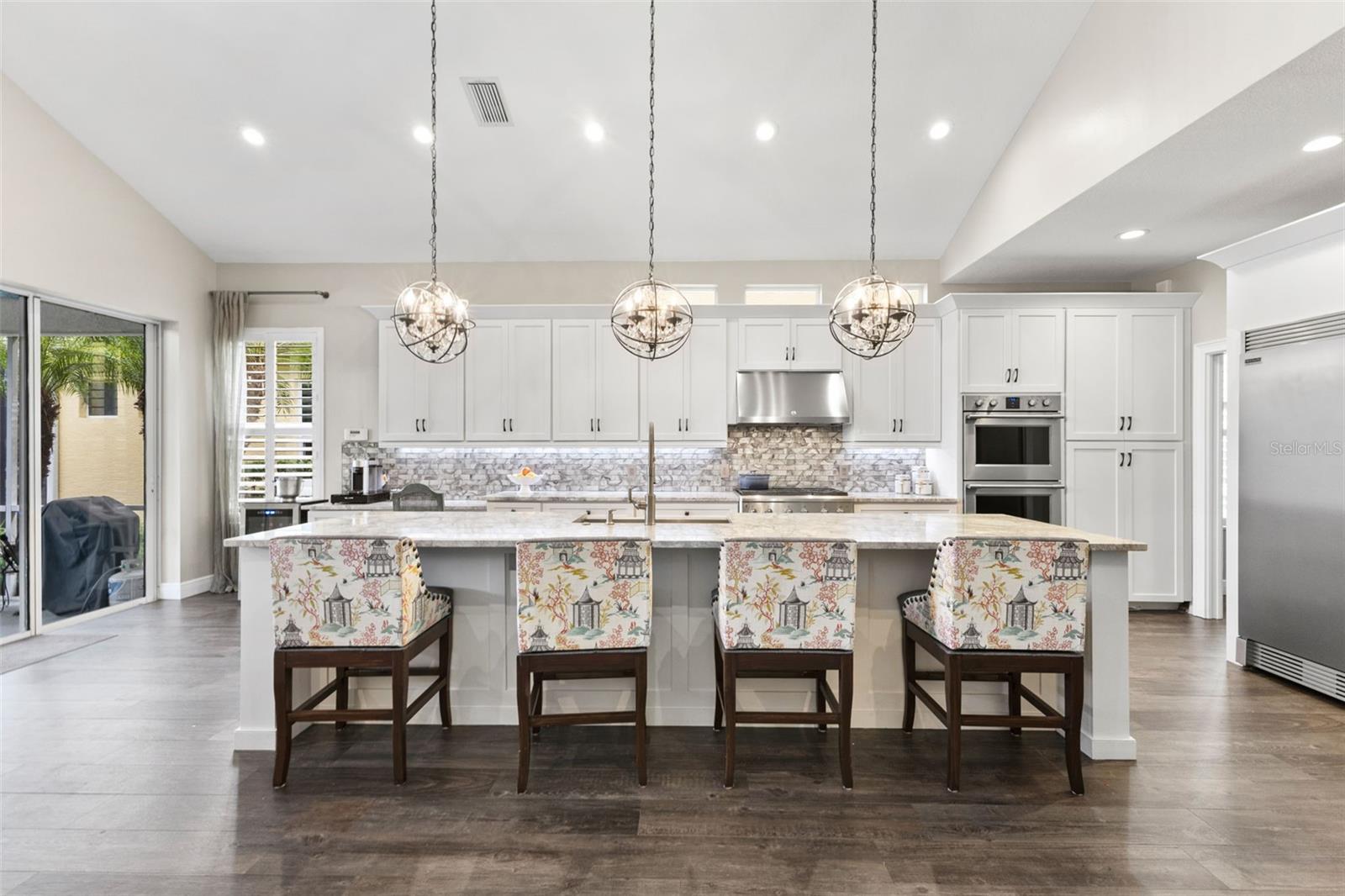 Image 12 of 62 For 304 9th Avenue E