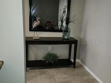Image 5 of 26 For 400 Island Way 512