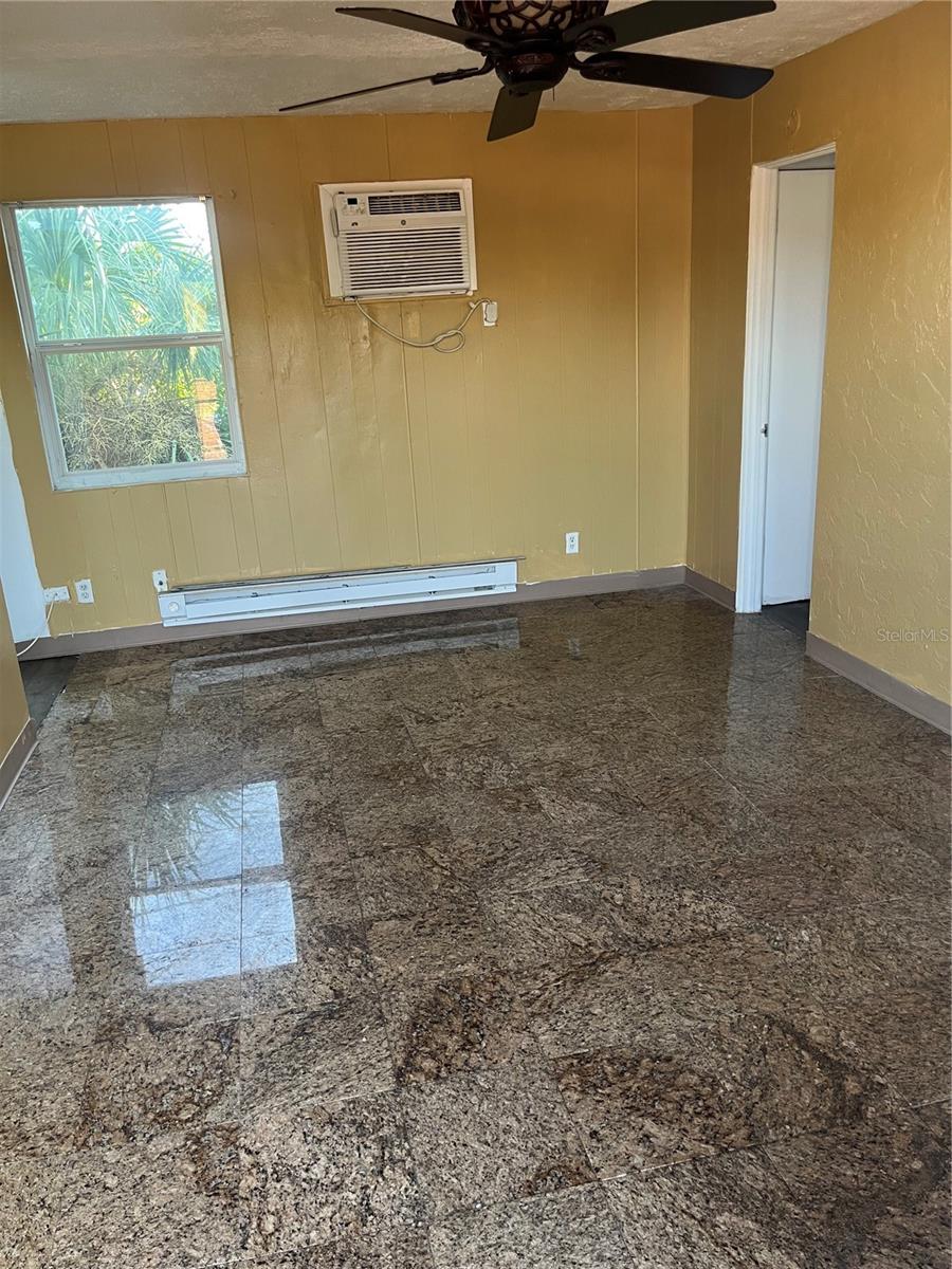 Image 12 of 15 For 420 Newton Avenue S