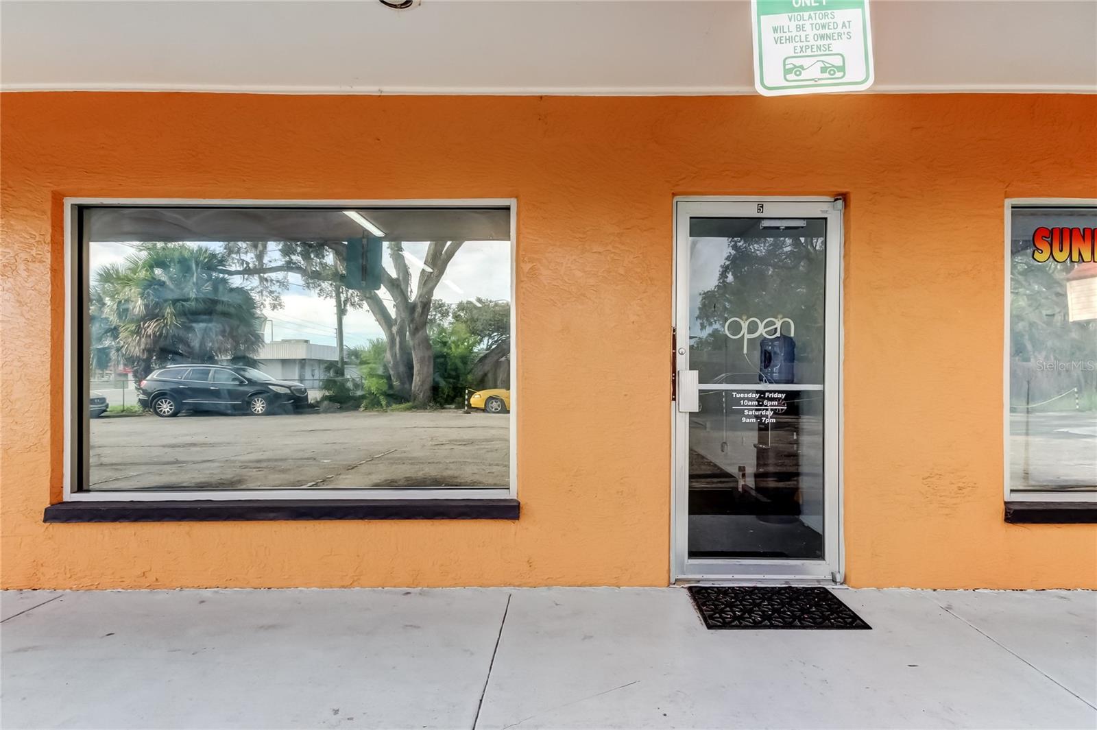 Listing photo id 13 for 3333 Us Highway 19  7