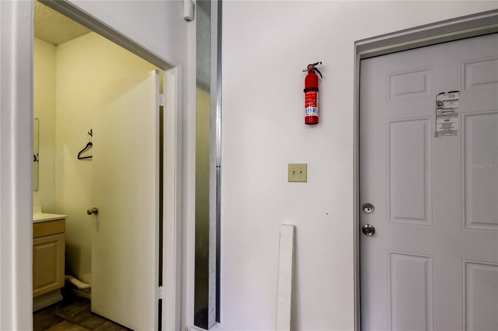 Listing photo id 19 for 3333 Us Highway 19  7