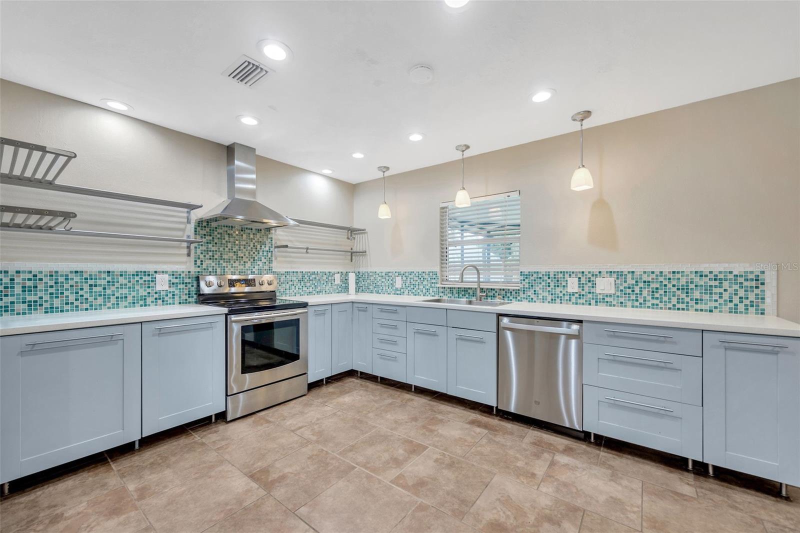 Image 12 of 39 For 2304 Bandy Drive