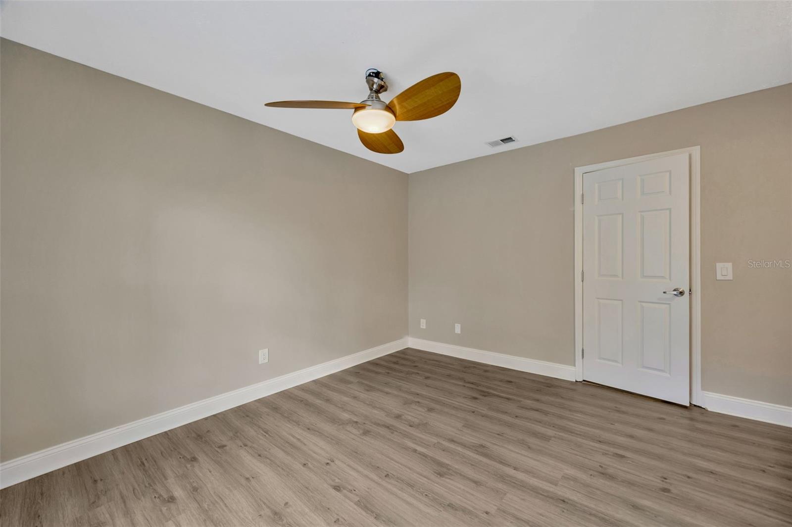 Image 19 of 39 For 2304 Bandy Drive