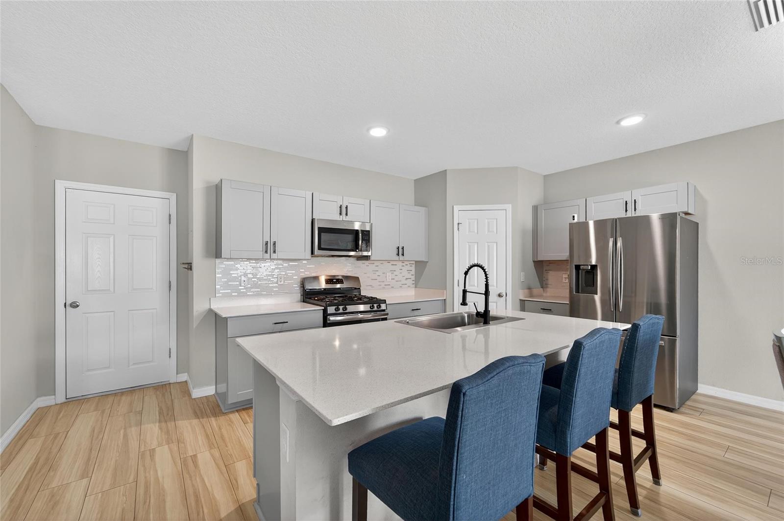 Image 12 of 47 For 14636 Brumby Ridge Avenue