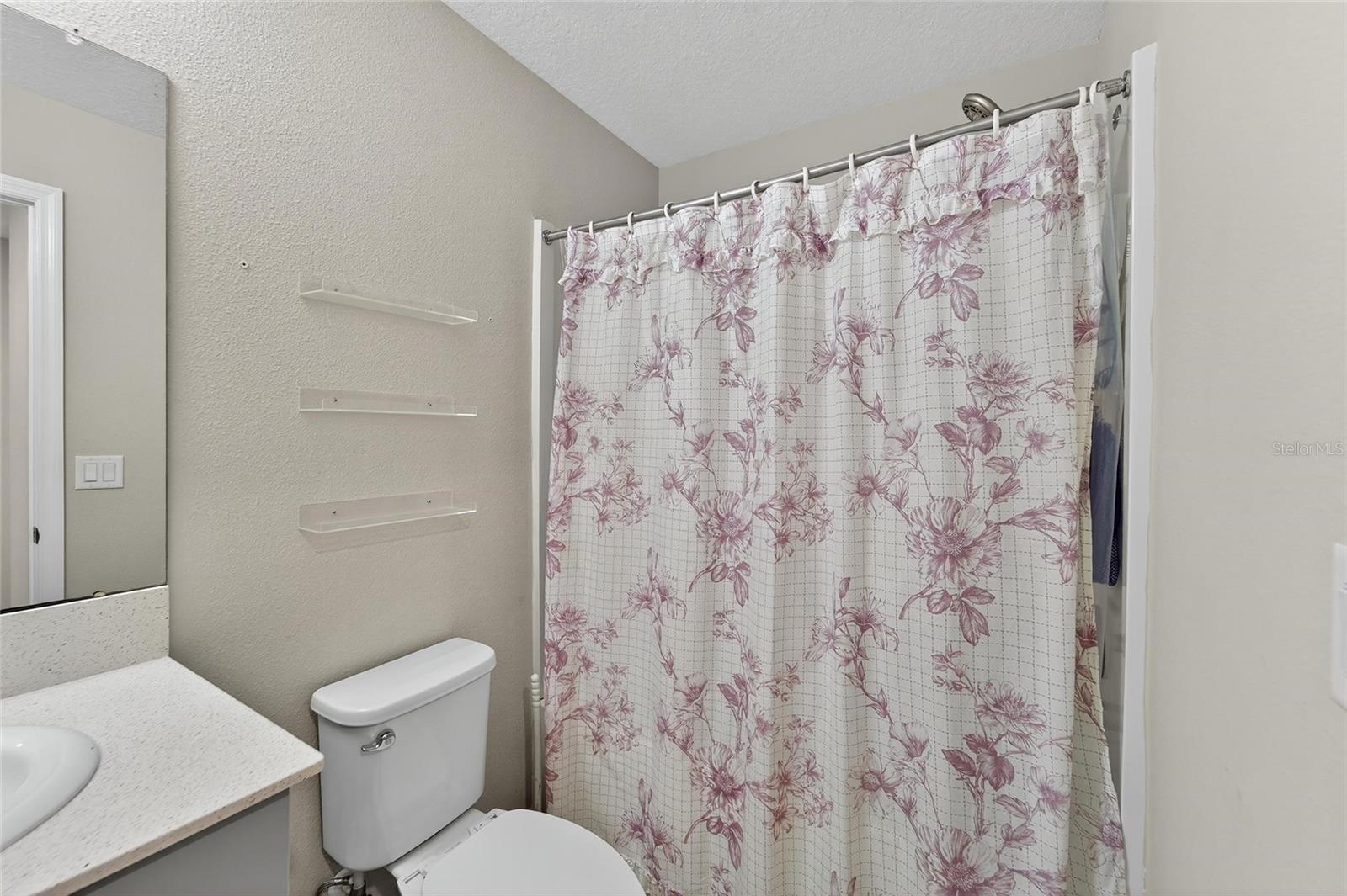 Image 28 of 47 For 14636 Brumby Ridge Avenue