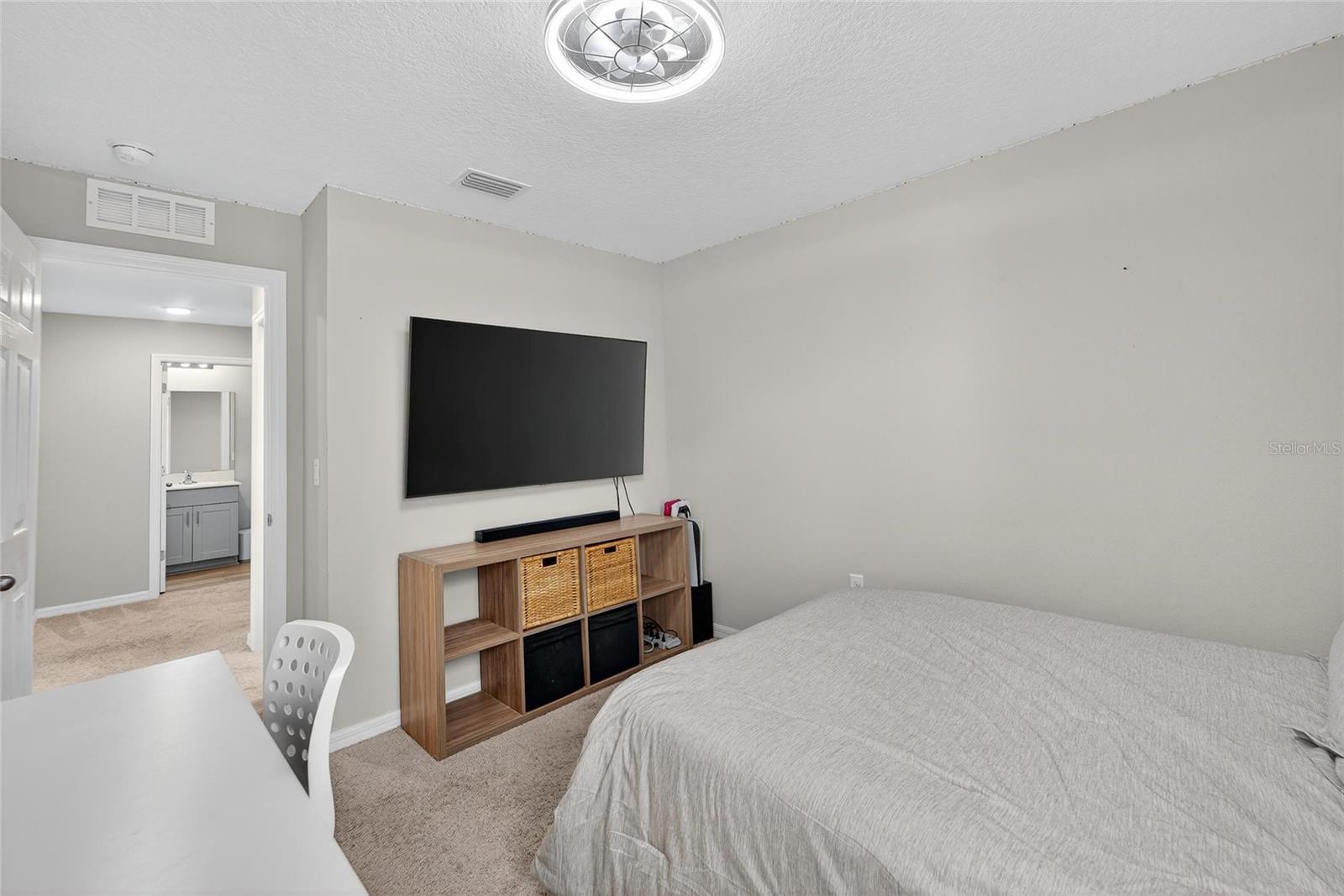 Image 34 of 47 For 14636 Brumby Ridge Avenue