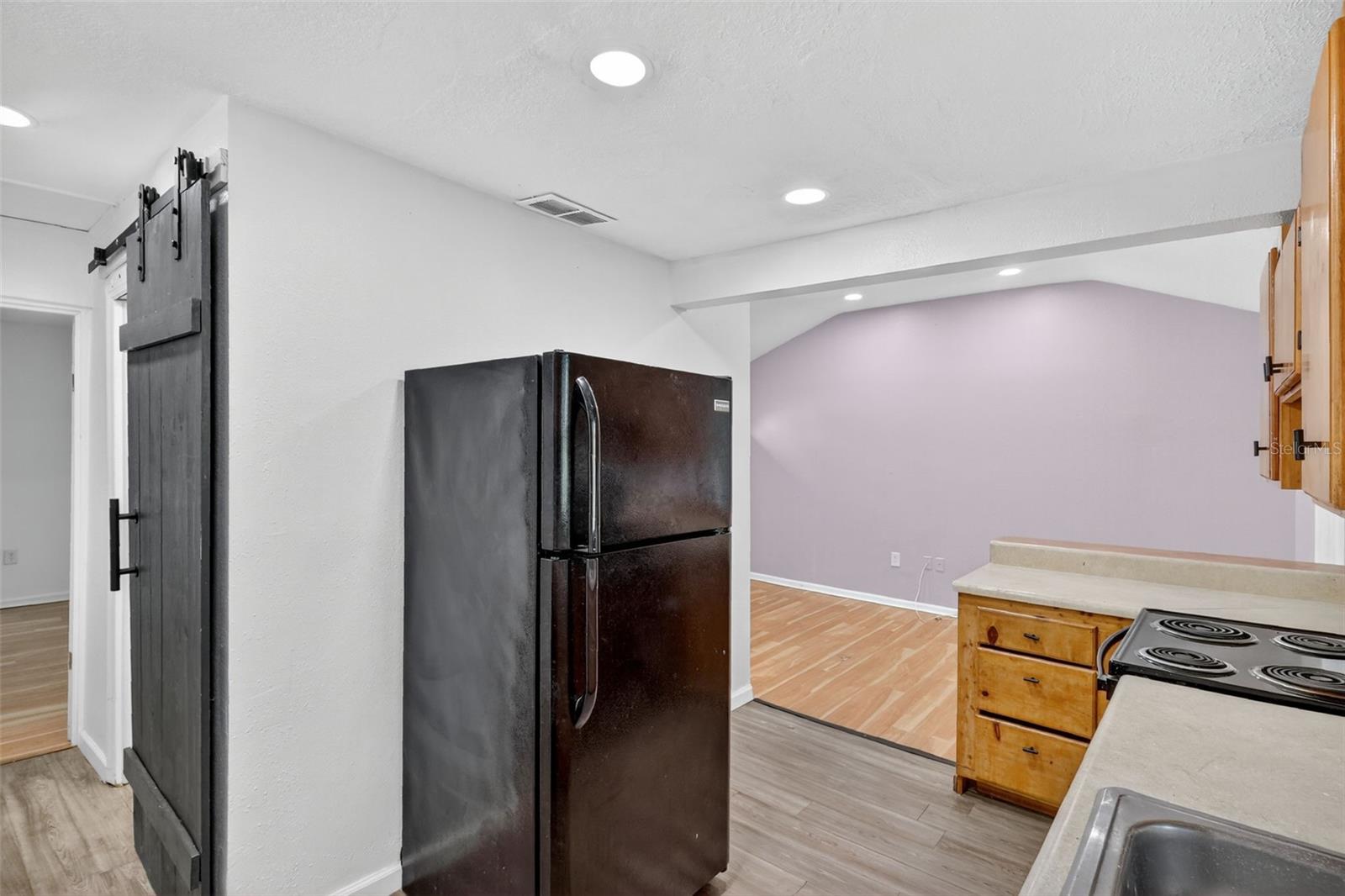 Image 21 of 29 For 4106 56th Avenue N