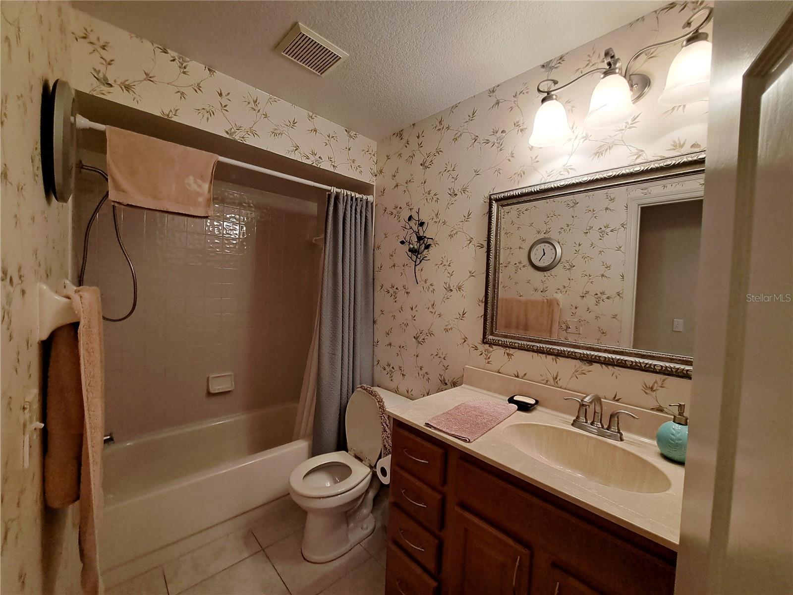 Image 18 of 78 For 5316 Lochmead Terrace