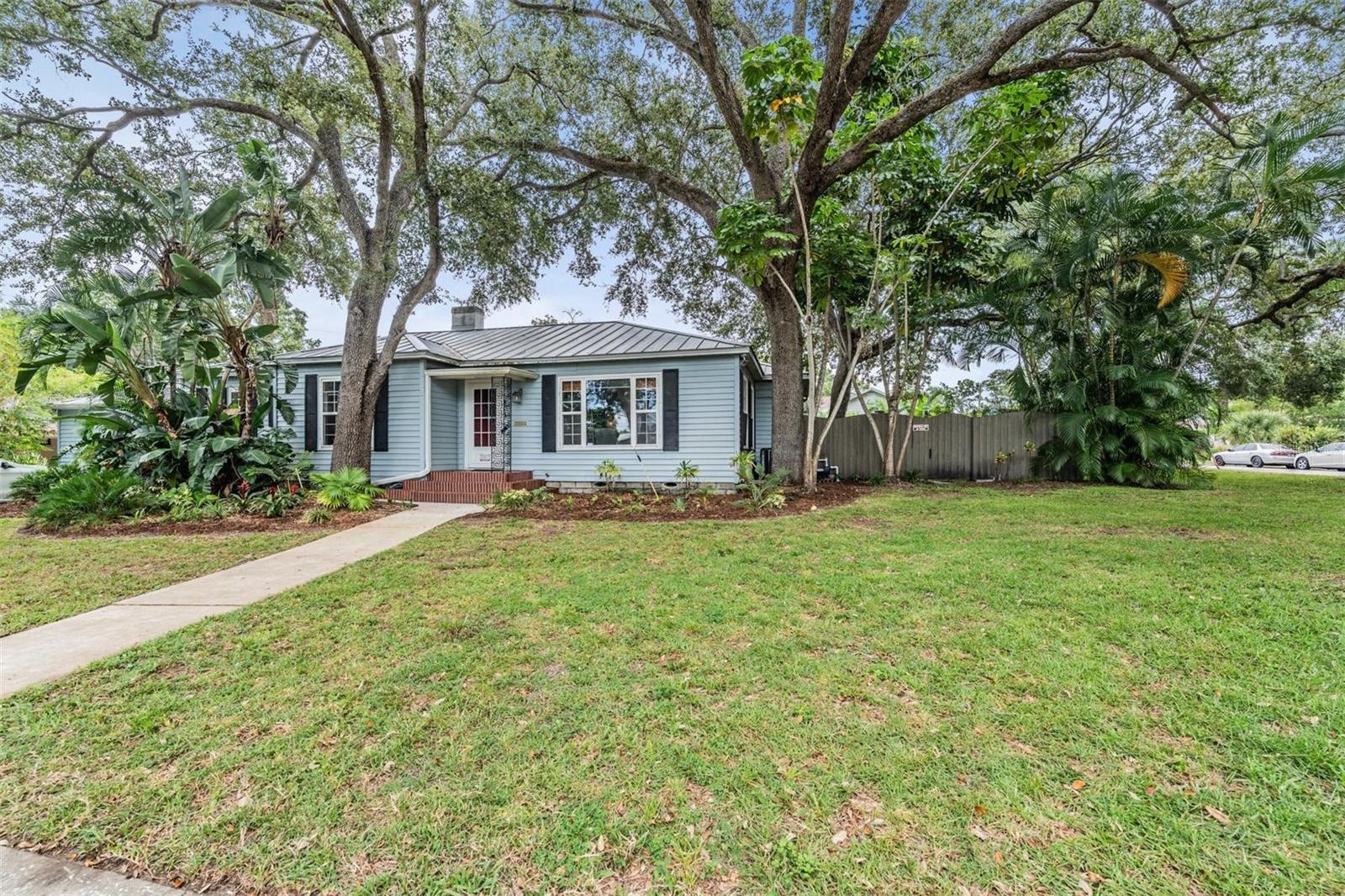 Image 31 of 34 For 801 22nd Street N