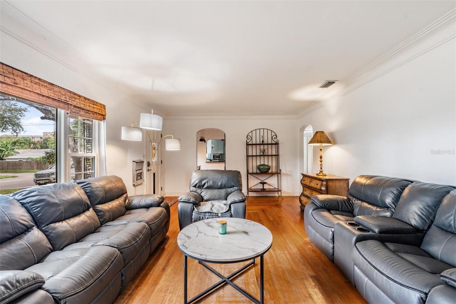 Image 6 of 34 For 801 22nd Street N