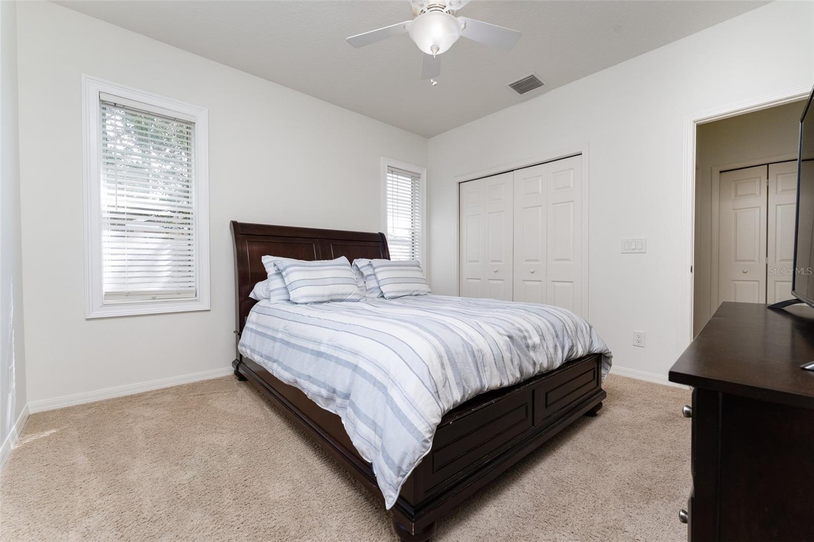 Image 32 of 48 For 16007 Loneoak View Drive