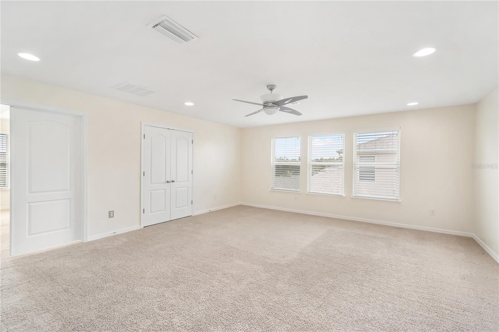 Image 13 of 32 For 5401 Suncatcher Drive