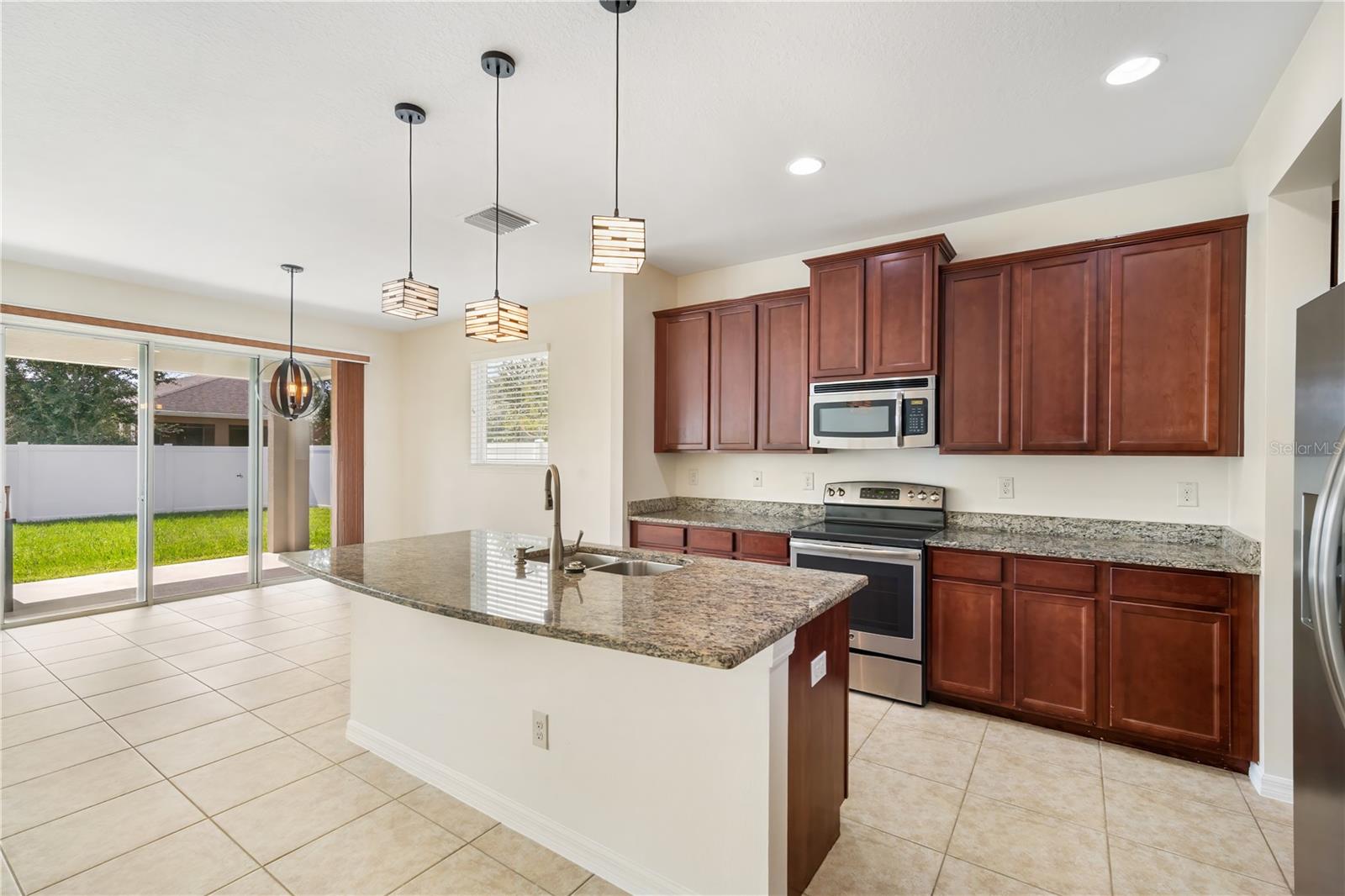 Image 6 of 32 For 5401 Suncatcher Drive