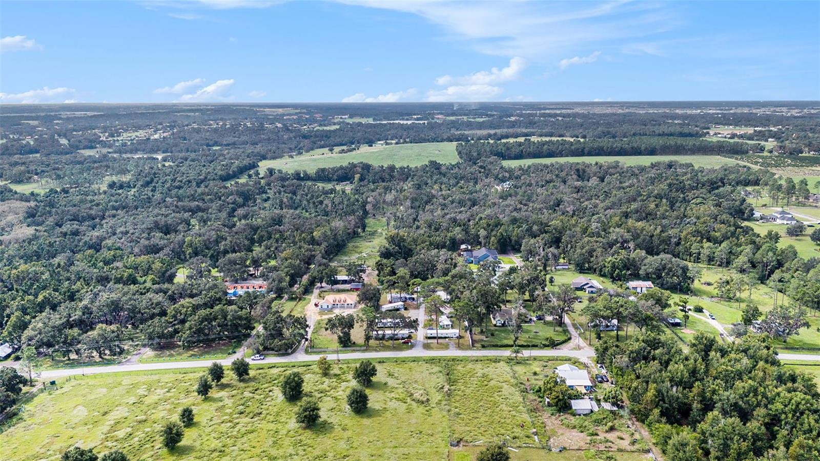 Image 4 of 9 For 14638 Treeleaf Lane