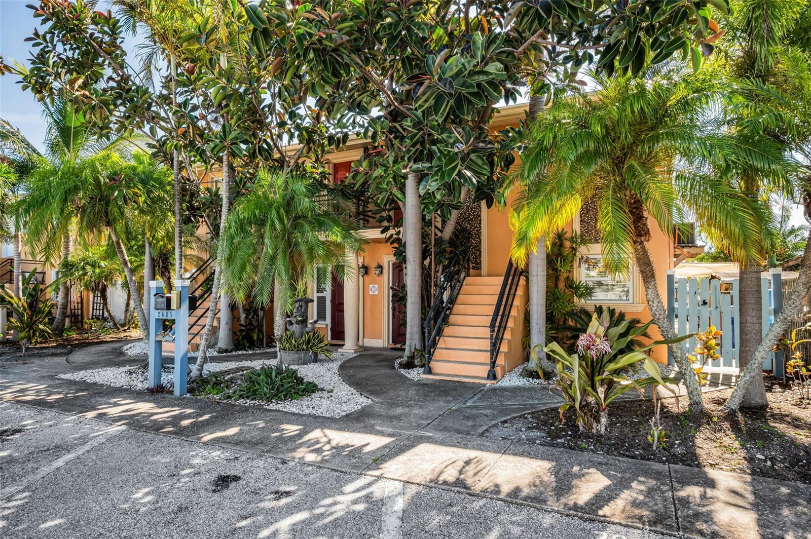Listing photo id 13 for 2685 St Josephs Drive E