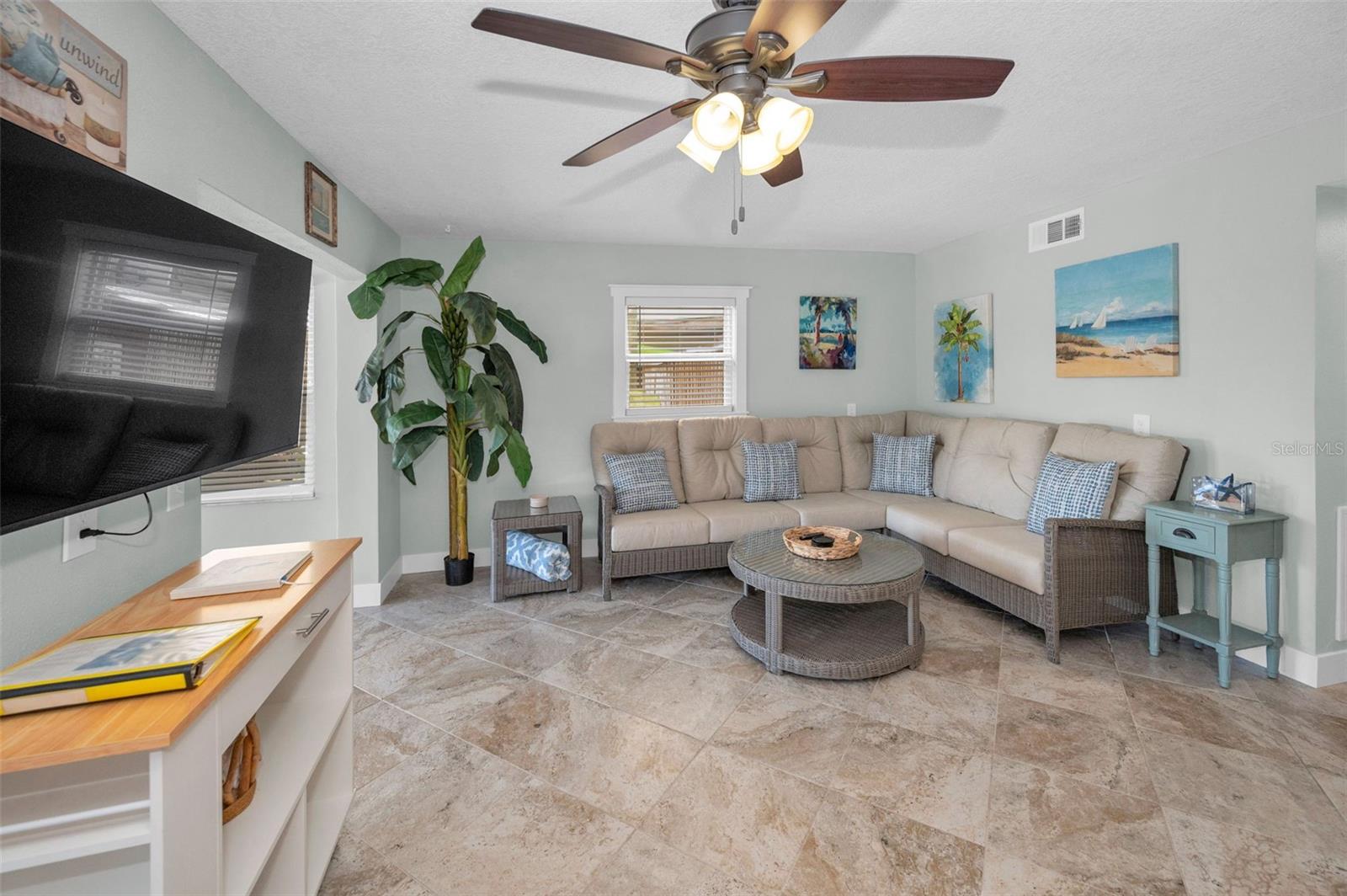 Listing photo id 57 for 2685 St Josephs Drive E