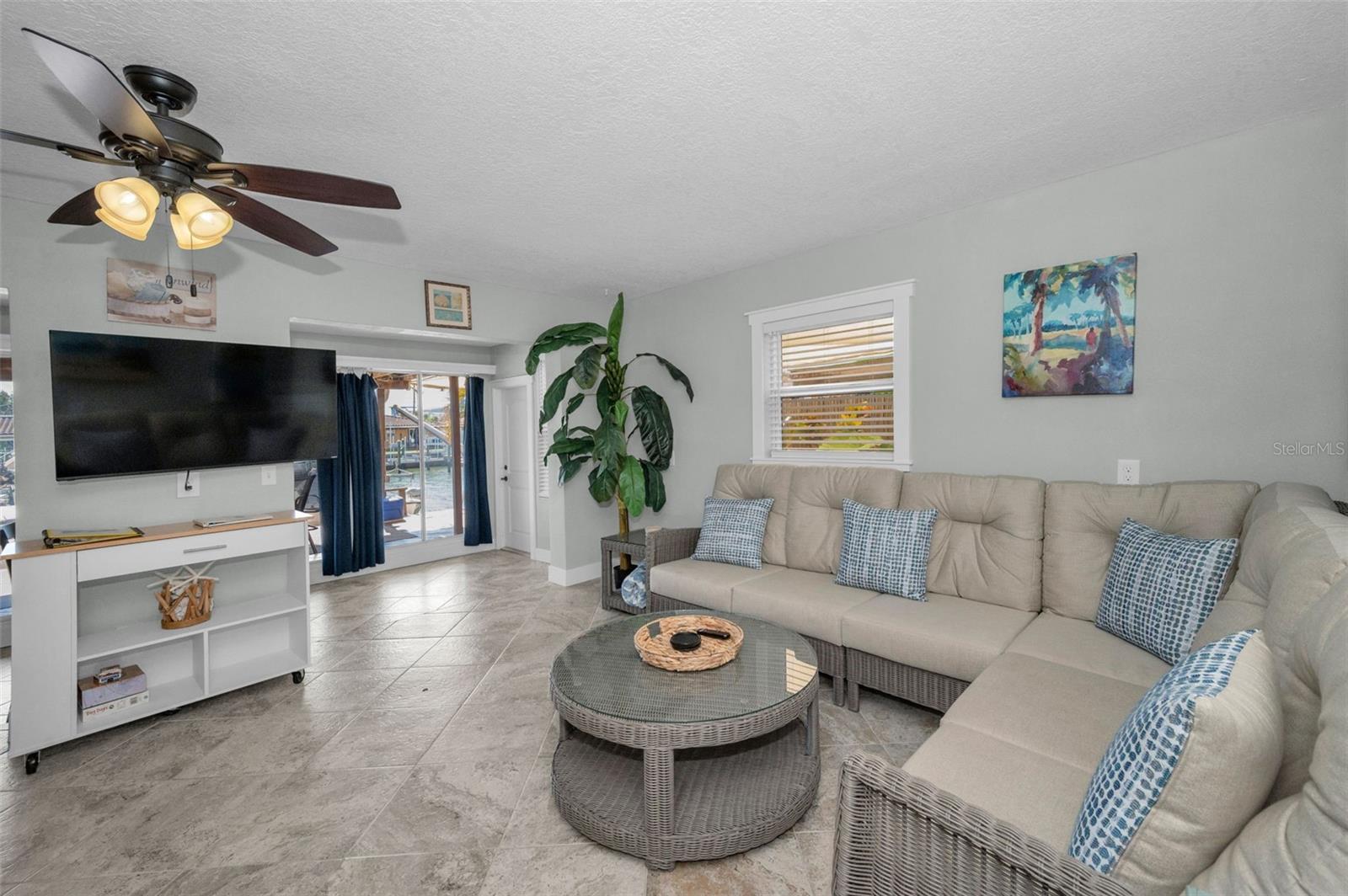 Listing photo id 58 for 2685 St Josephs Drive E