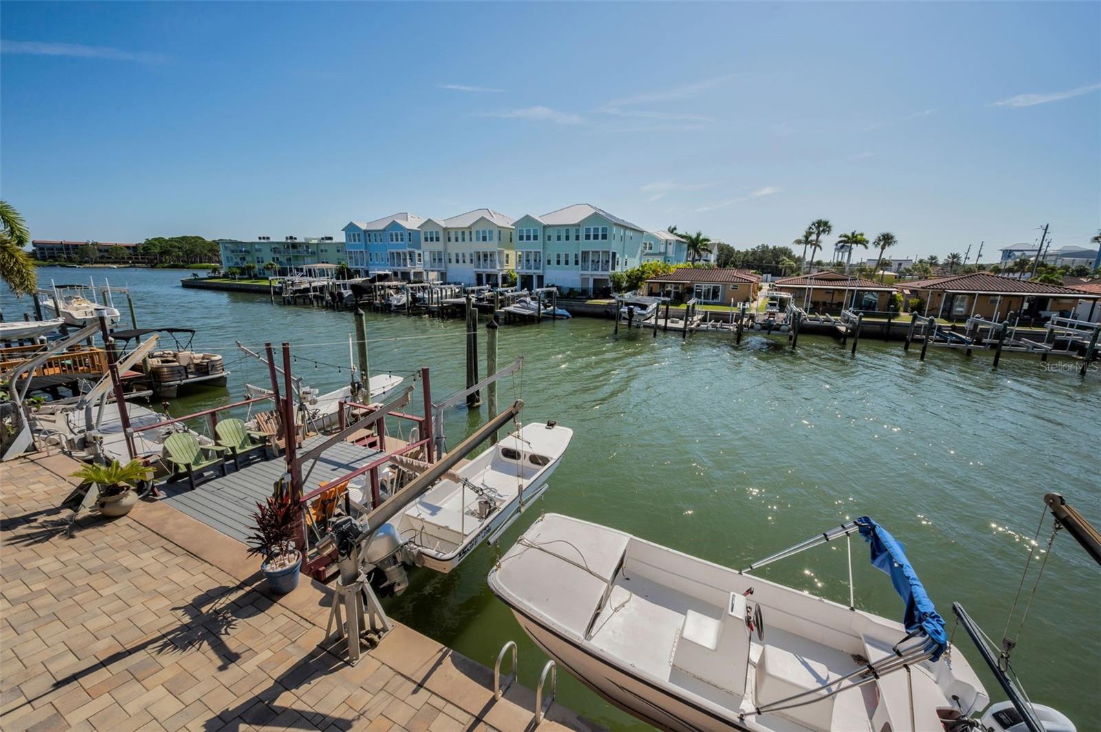 Listing photo id 89 for 2685 St Josephs Drive E