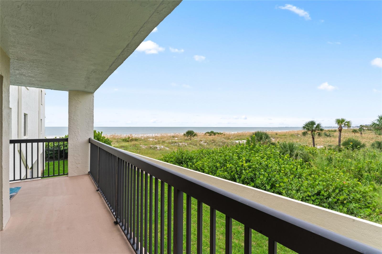 Image 14 of 47 For 3200 Gulf Boulevard 103