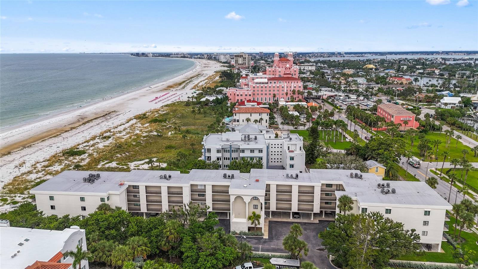 Image 3 of 47 For 3200 Gulf Boulevard 103