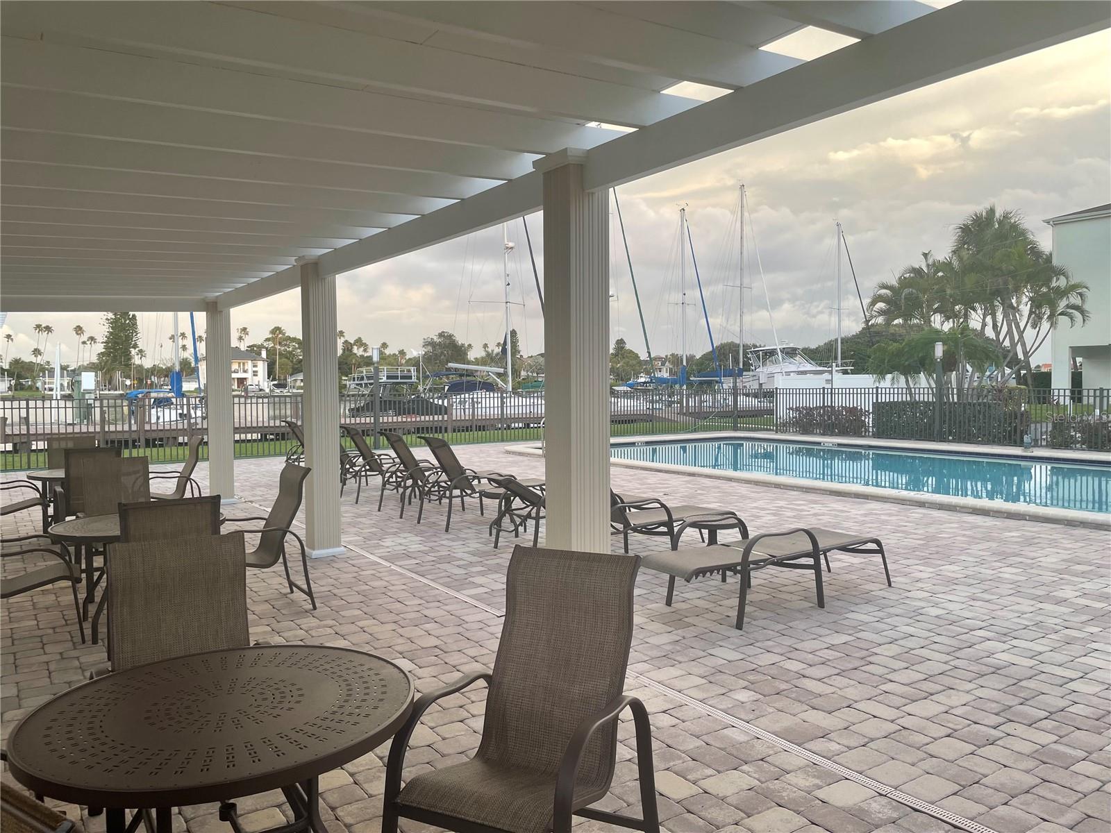 Image 39 of 47 For 3200 Gulf Boulevard 103