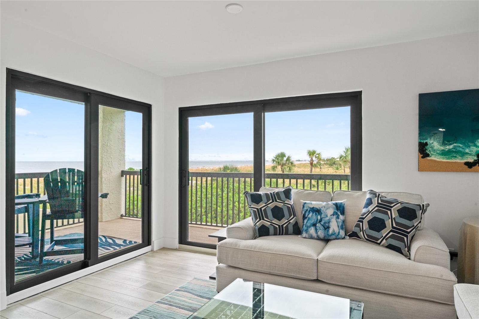 Image 4 of 47 For 3200 Gulf Boulevard 103