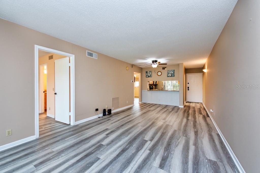 Image 10 of 45 For 6219 Palma Del Mar Boulevard S 114