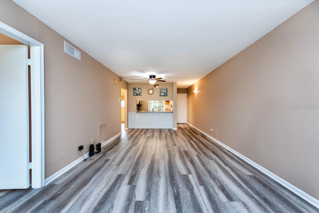 Image 11 of 45 For 6219 Palma Del Mar Boulevard S 114