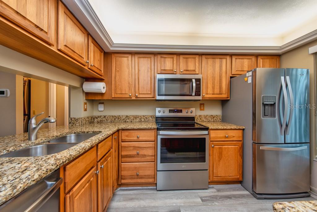 Image 13 of 45 For 6219 Palma Del Mar Boulevard S 114