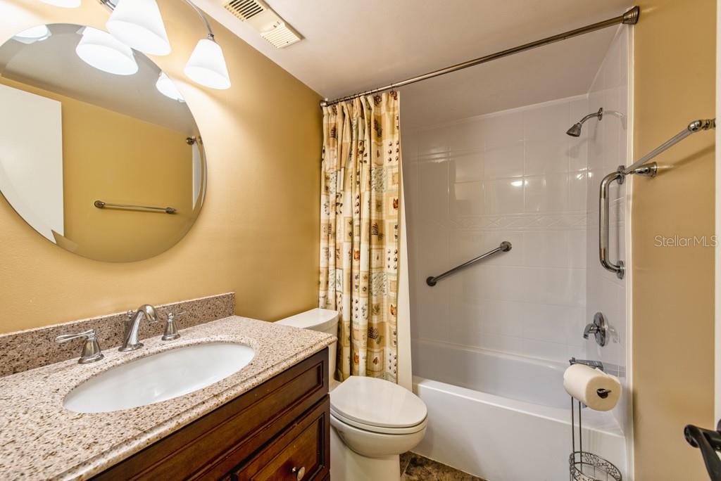 Image 22 of 45 For 6219 Palma Del Mar Boulevard S 114