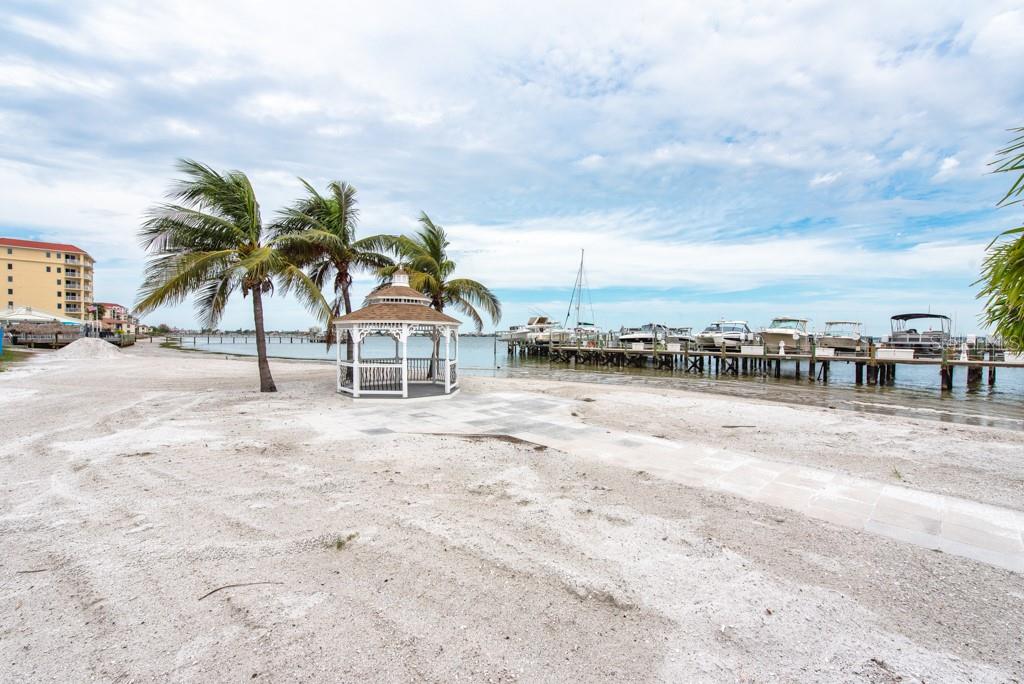 Image 32 of 45 For 6219 Palma Del Mar Boulevard S 114