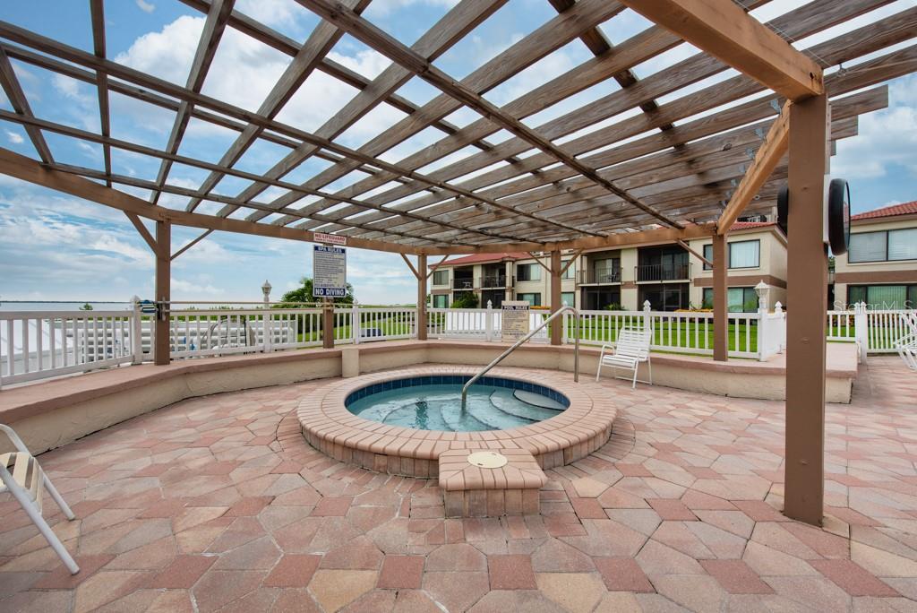 Image 4 of 45 For 6219 Palma Del Mar Boulevard S 114