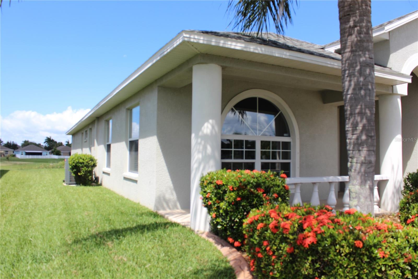 Image 2 of 31 For 1761 Bonita Bluff Court
