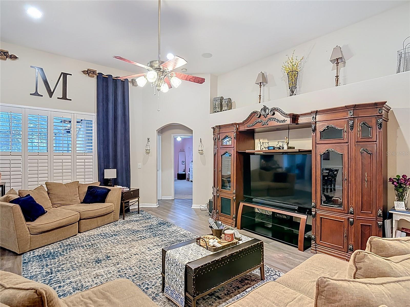 Image 10 of 50 For 311 Golden Elm Drive