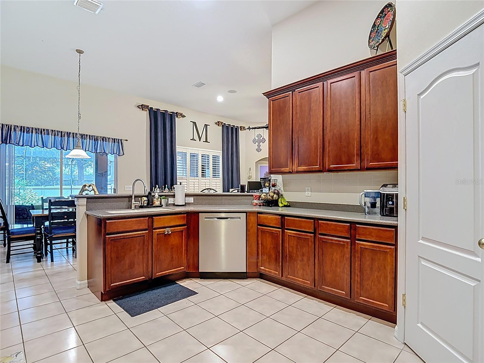 Image 19 of 50 For 311 Golden Elm Drive