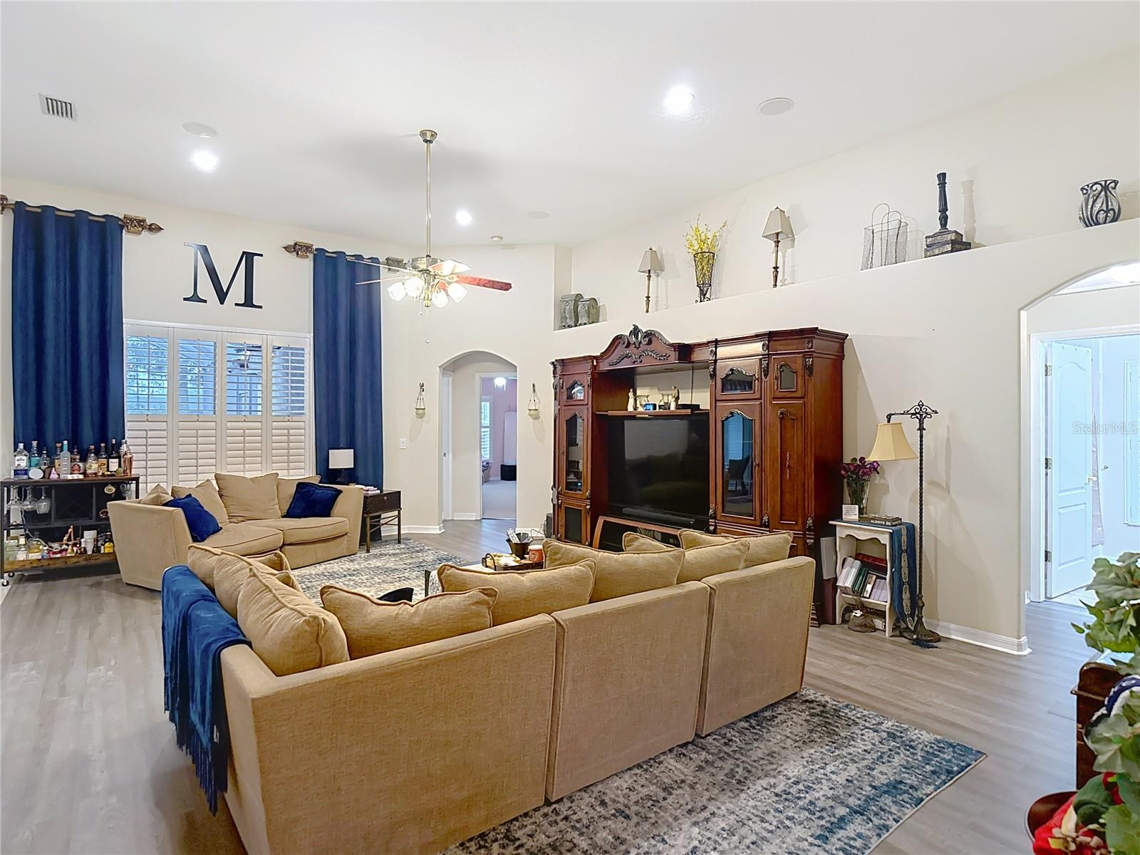 Image 9 of 50 For 311 Golden Elm Drive