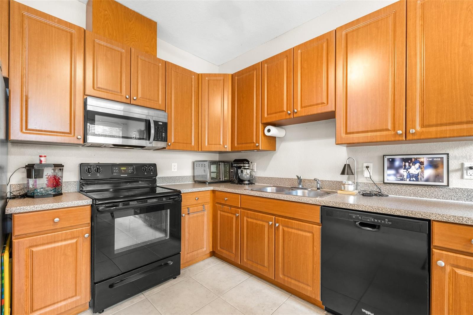 Image 10 of 39 For 213 Alexander Woods Drive