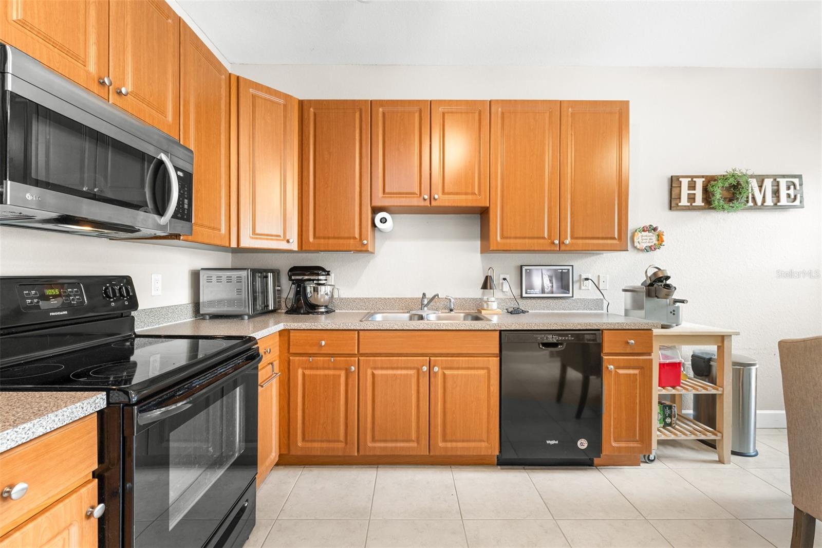 Image 12 of 39 For 213 Alexander Woods Drive