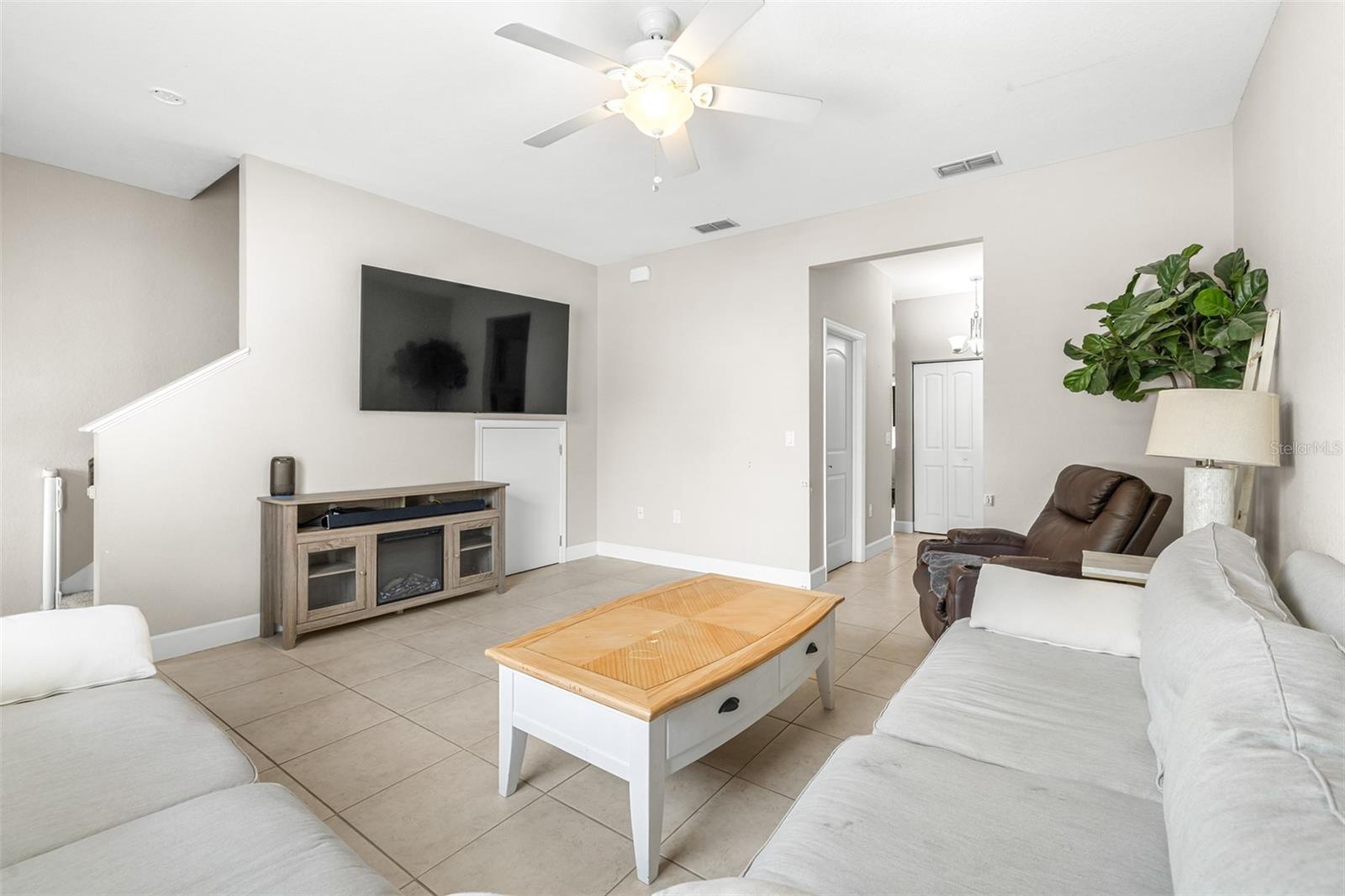 Image 4 of 39 For 213 Alexander Woods Drive
