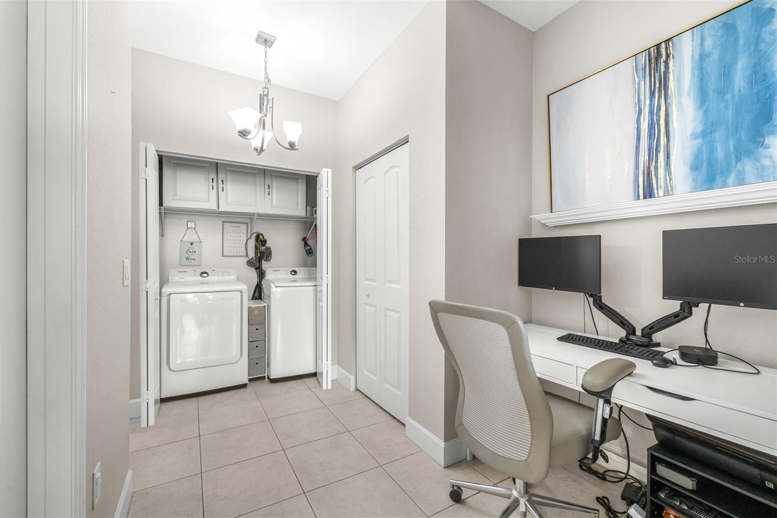 Image 6 of 39 For 213 Alexander Woods Drive