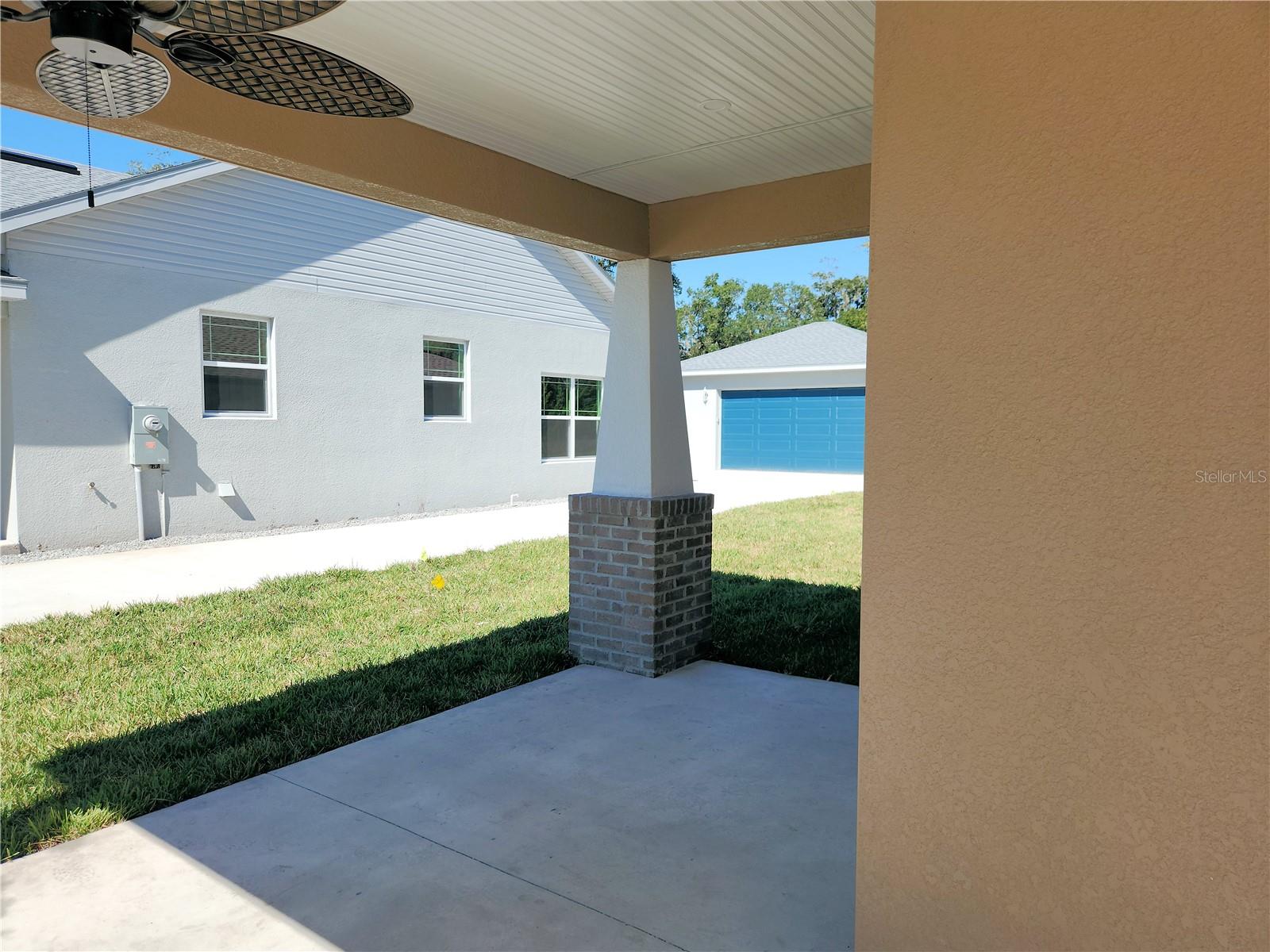 Image 3 of 17 For 418 Shannon Estates Court