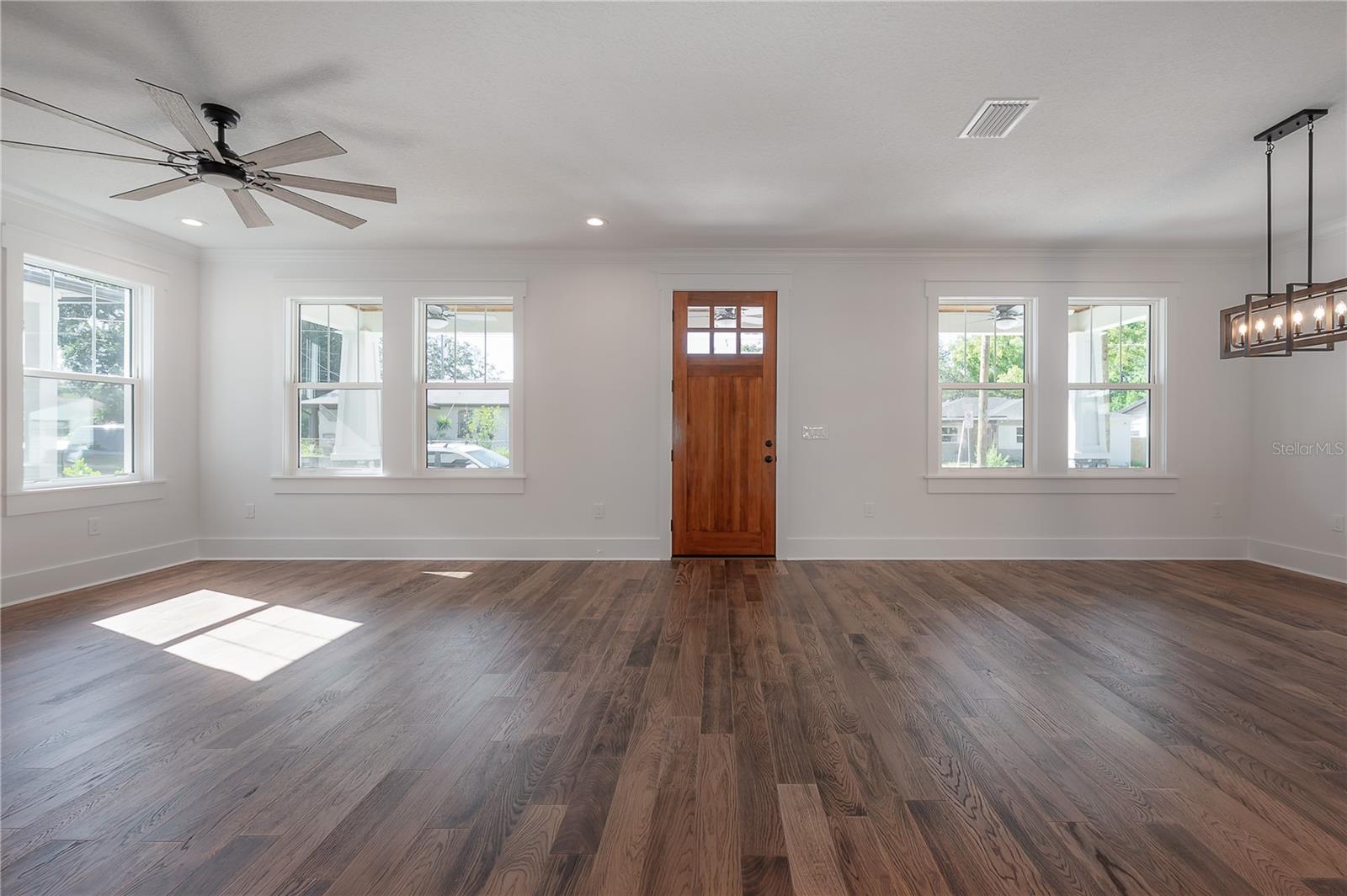 Image 12 of 51 For 1228 Emma Street