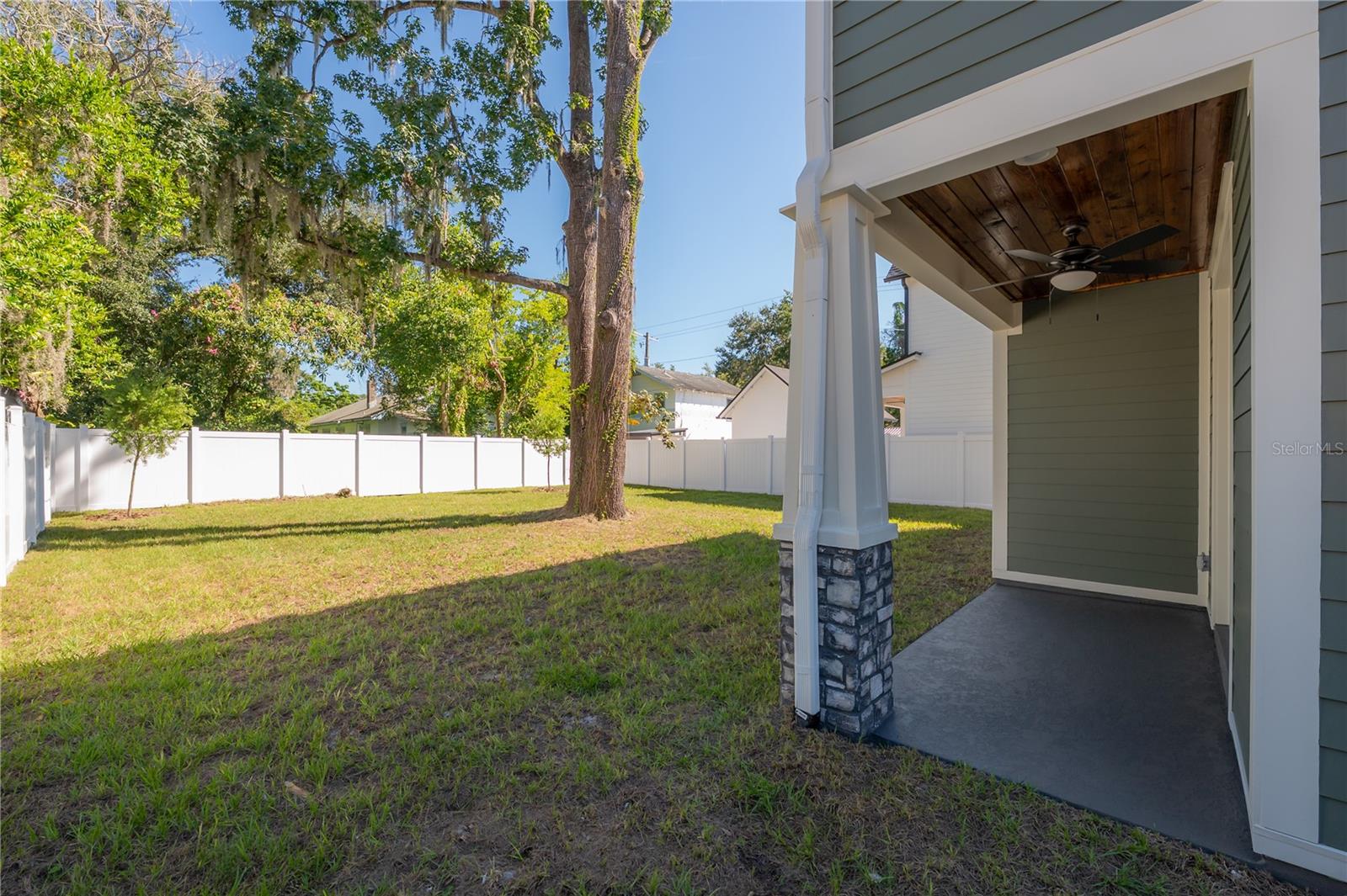 Image 47 of 51 For 1228 Emma Street