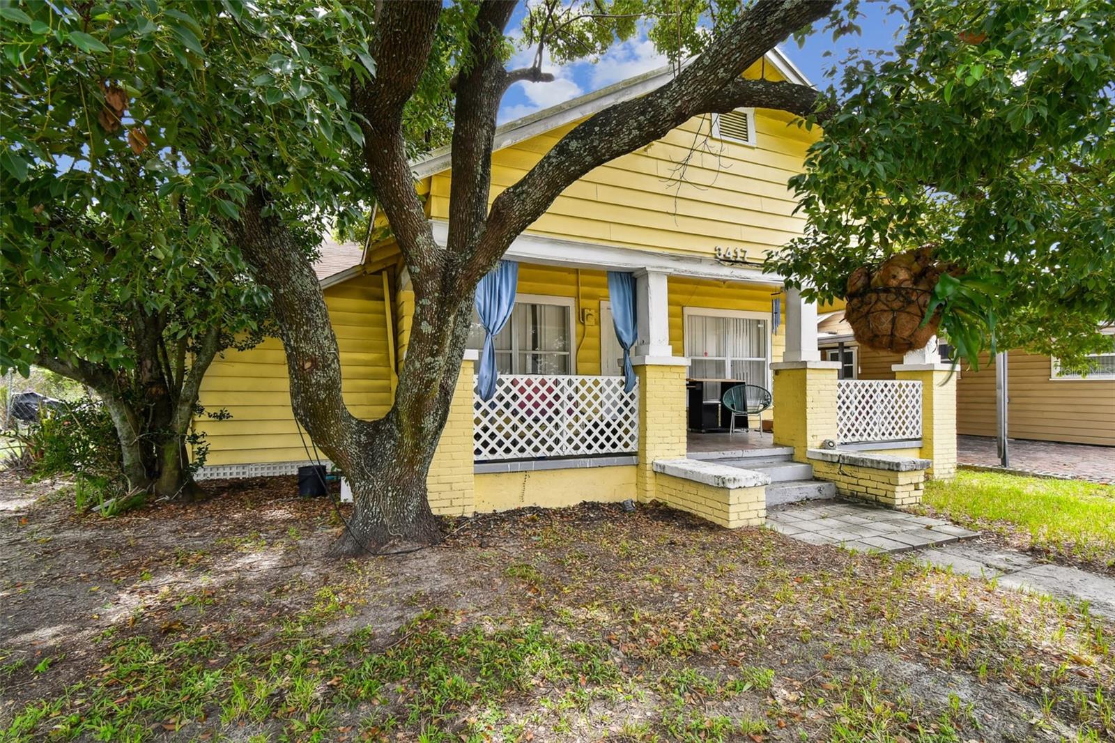 Listing photo id 2 for 3417 Lake Avenue