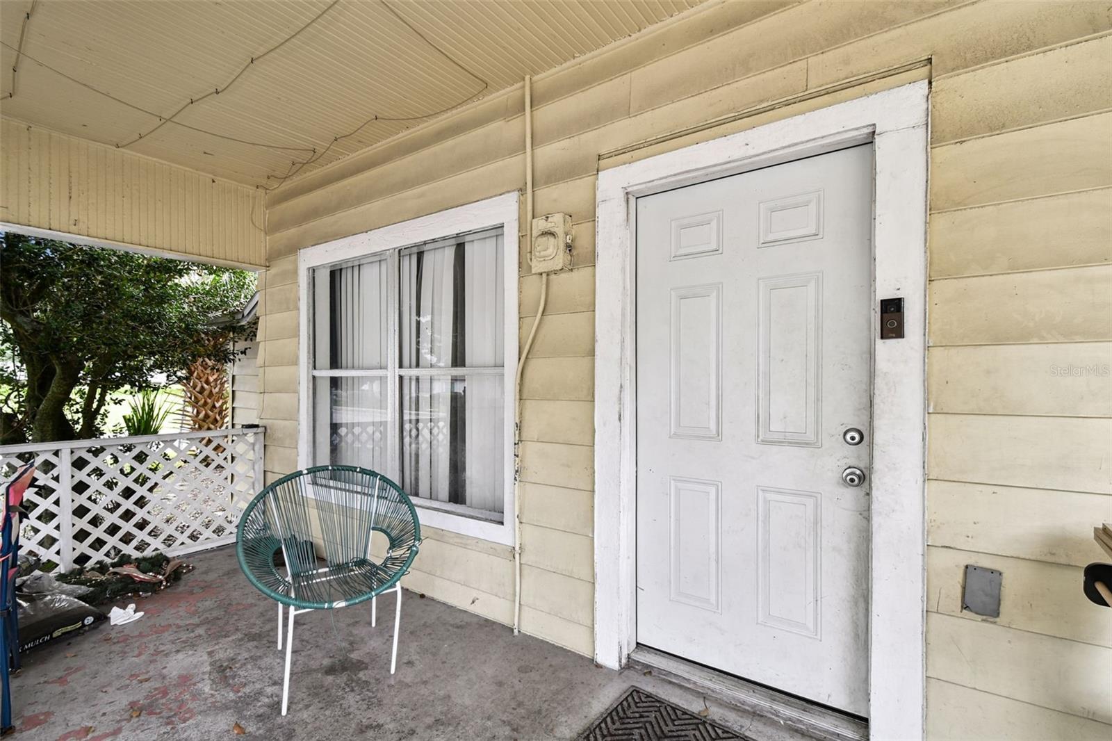 Listing photo id 3 for 3417 Lake Avenue