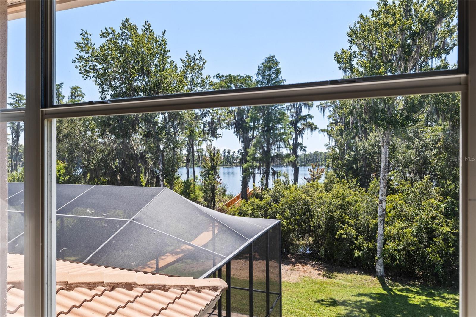Listing photo id 26 for 11532 Manistique Way