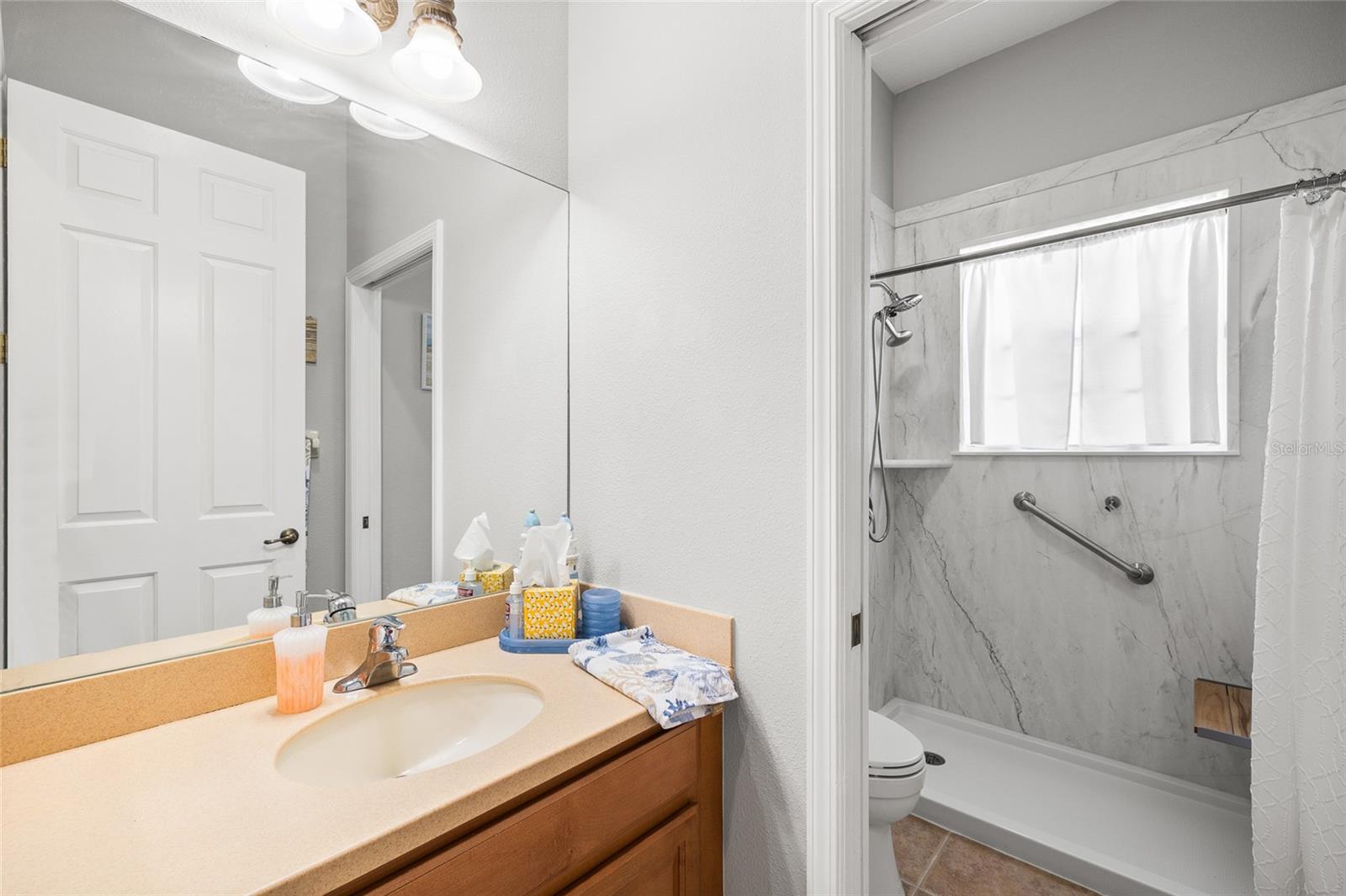Listing photo id 28 for 11532 Manistique Way