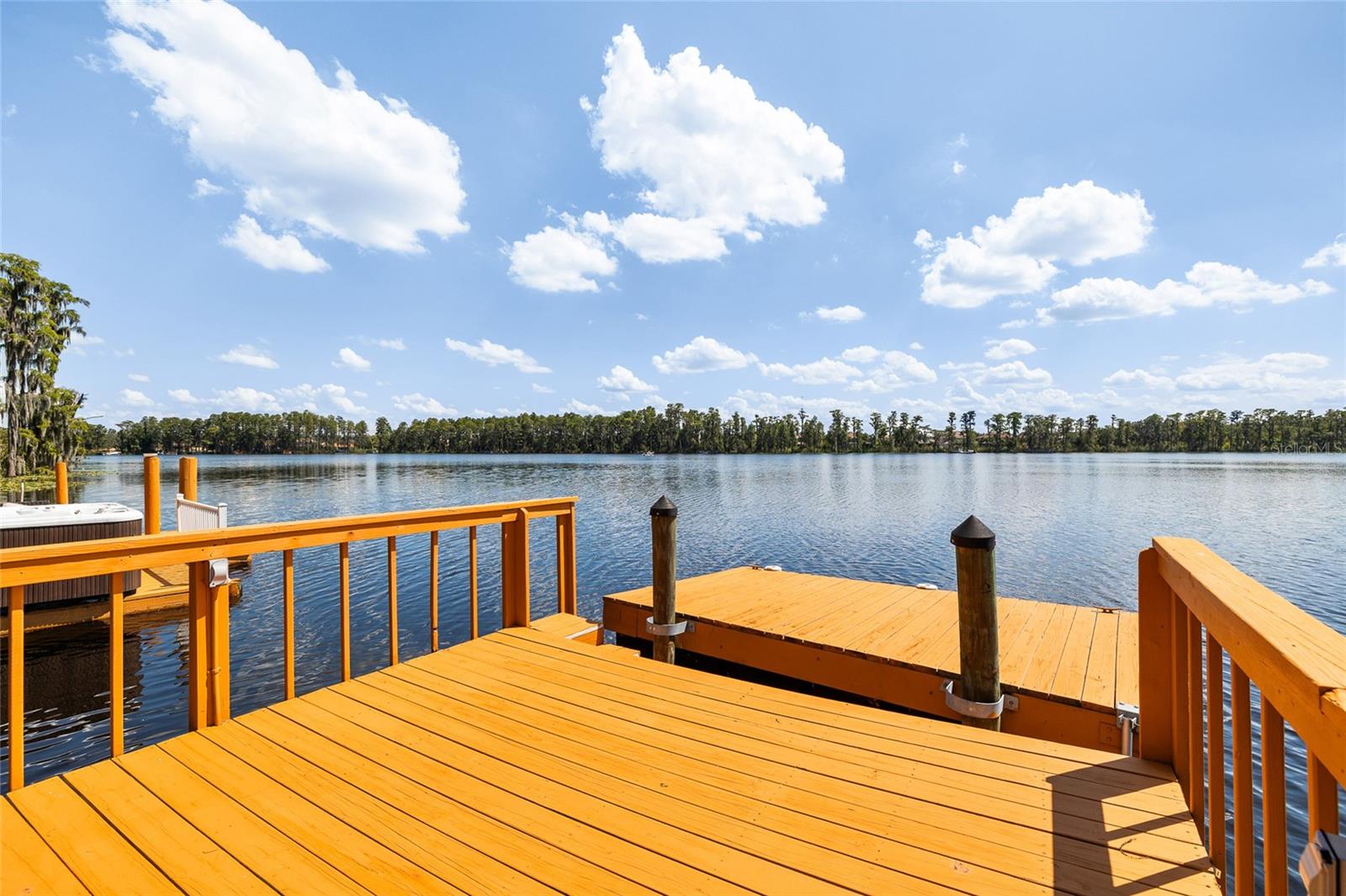 Listing photo id 6 for 11532 Manistique Way