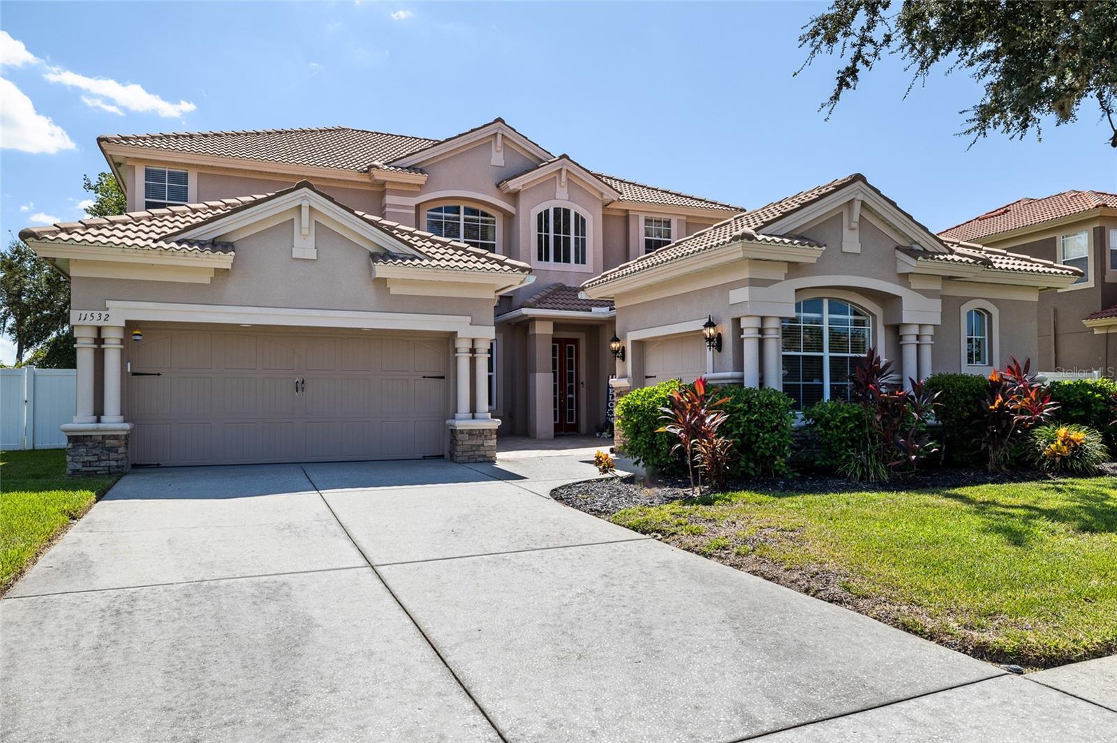 Listing photo id 7 for 11532 Manistique Way